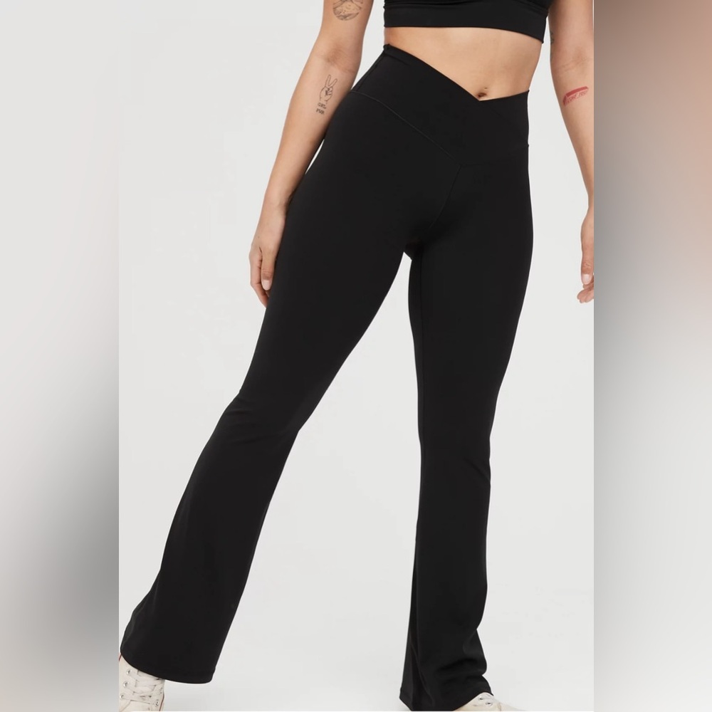 OFFLINE By Aerie Real Me High Waisted Crossover Flare Legging